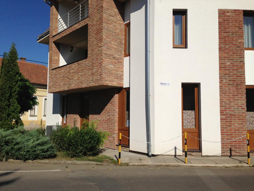 Lovagvar Apartments Gyula Ngoại thất bức ảnh